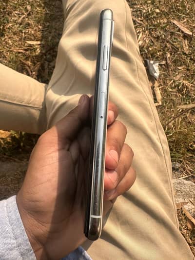 Apple iPhone X pta approved 64 GB panel crack but working all ok
