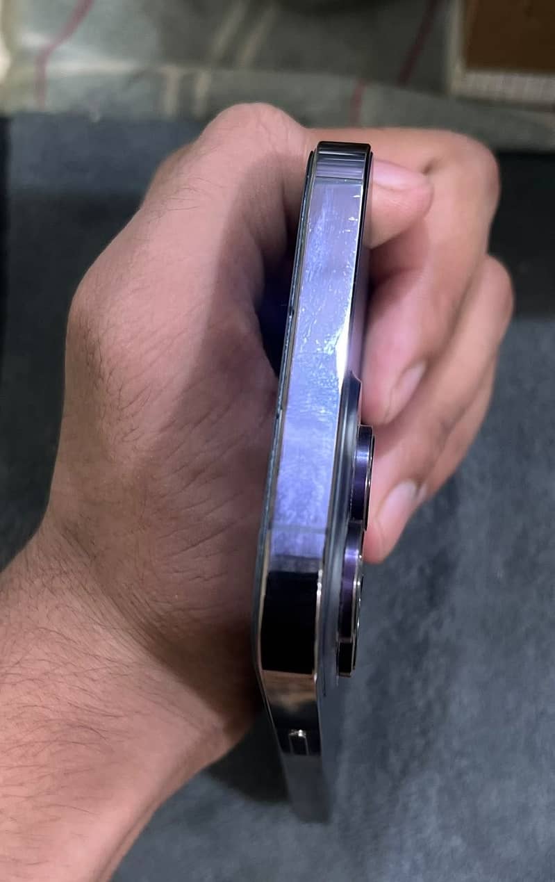 Apple iPhone 14 Pro Max 2