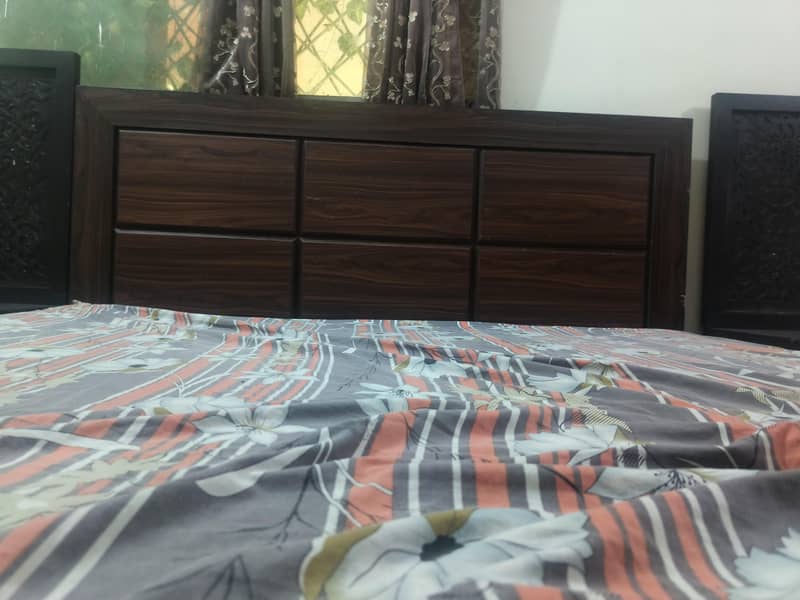 King Size Bed 5