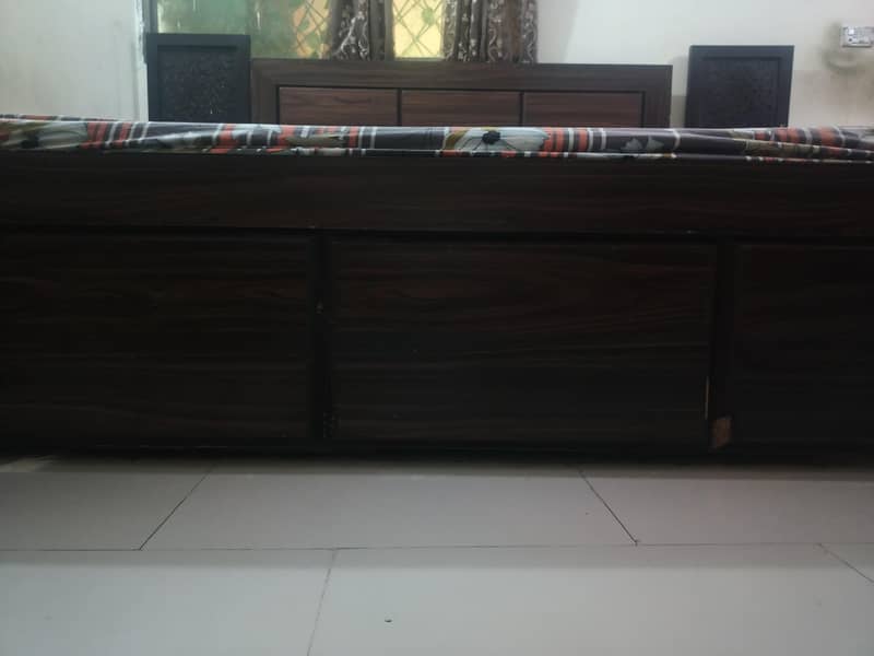 King Size Bed 6