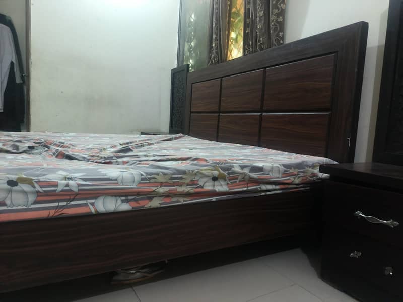 King Size Bed 7
