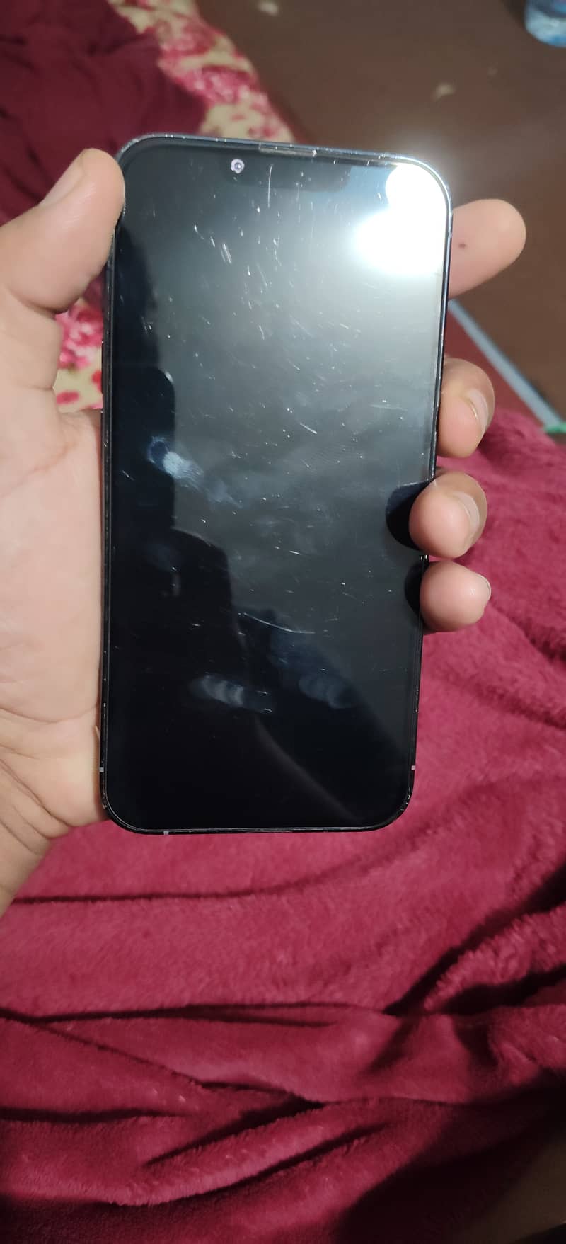 Apple iPhone 13 Pro 2