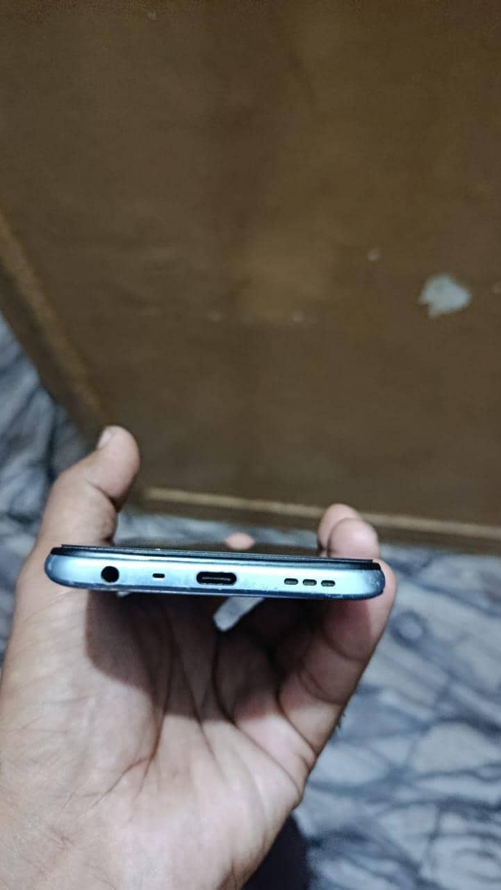 Oppo A54 4