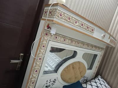 Good condition bed Queen size