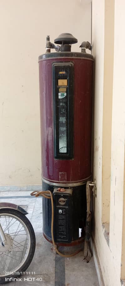 geyser in good condition
