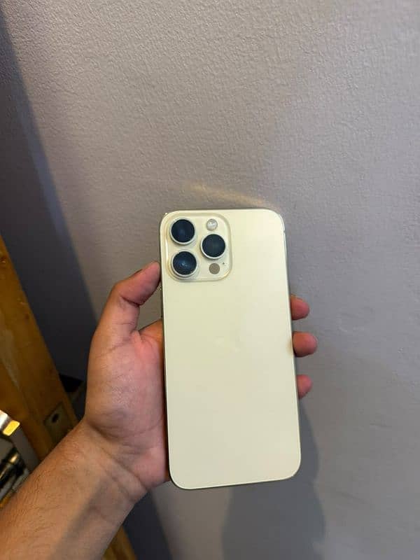 Iphone 14 pro max JV 8