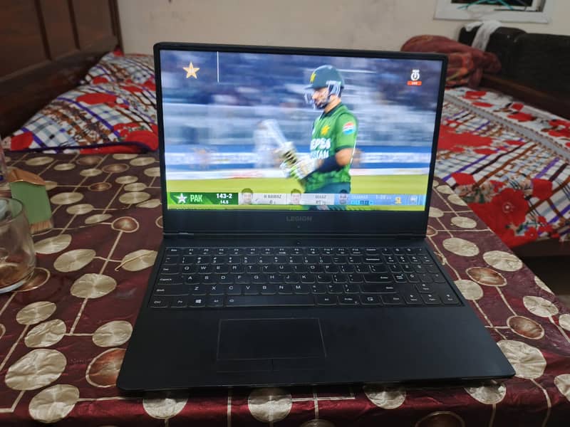 Gaming laptop 4