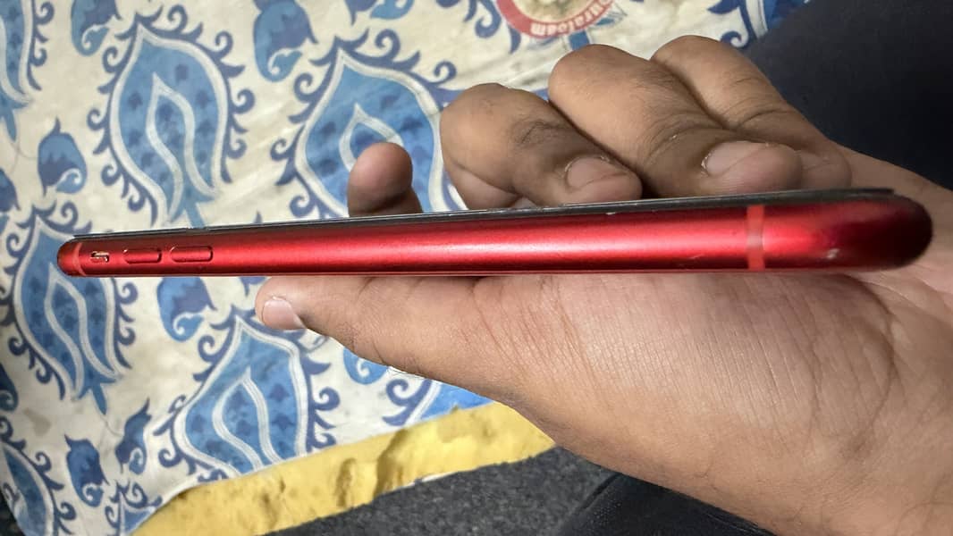 Apple iPhone XR 3