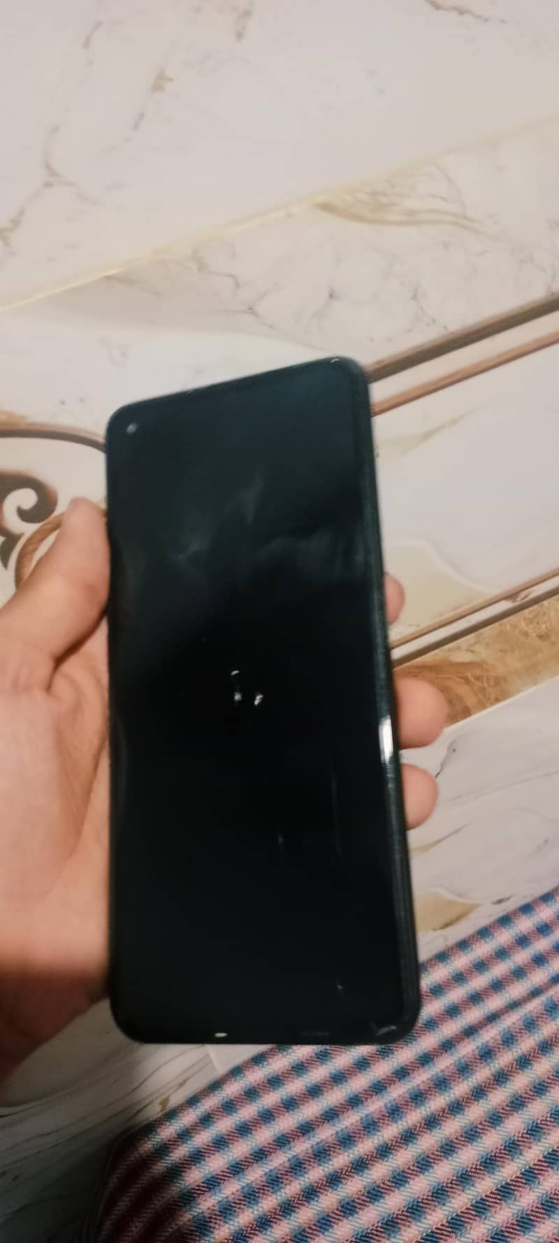 OPPO A76 1