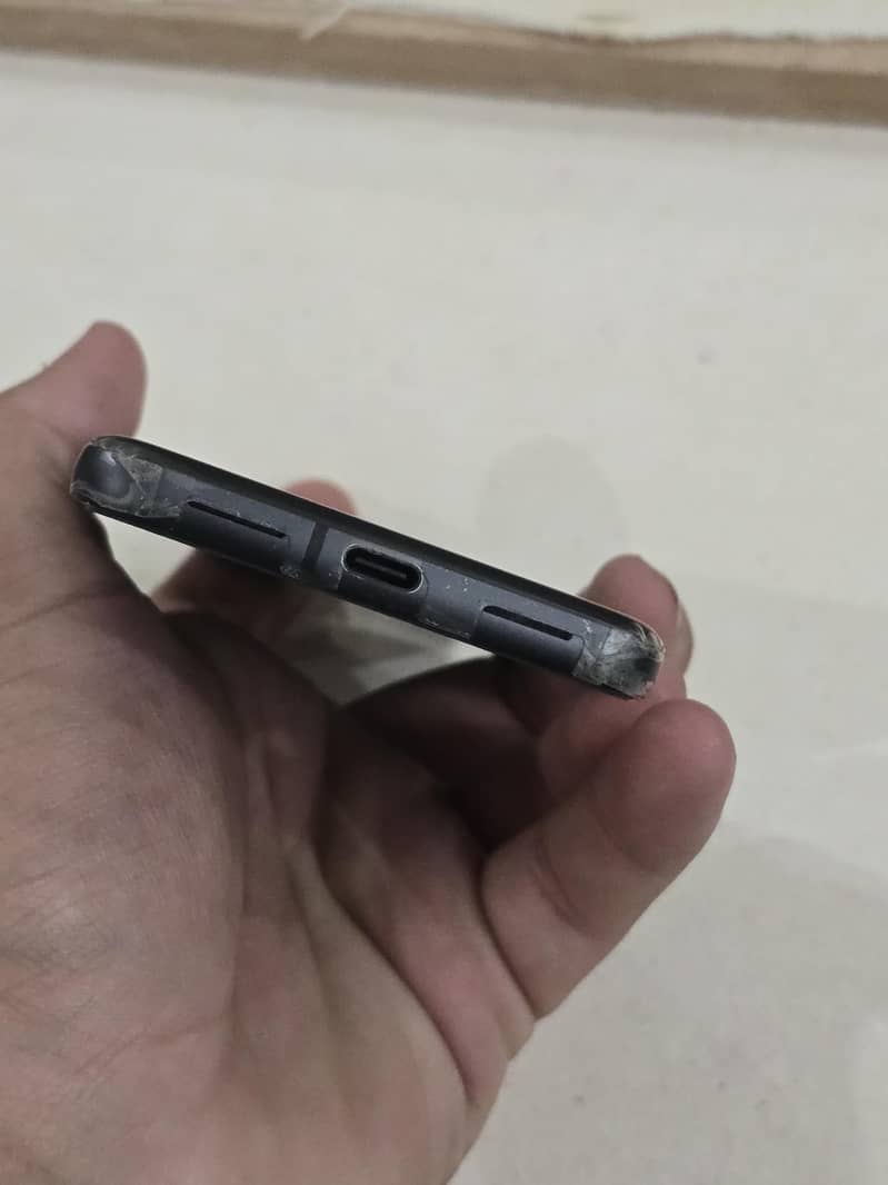 Google Pixel 8 5