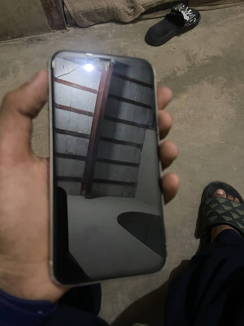 Apple iPhone 11 2