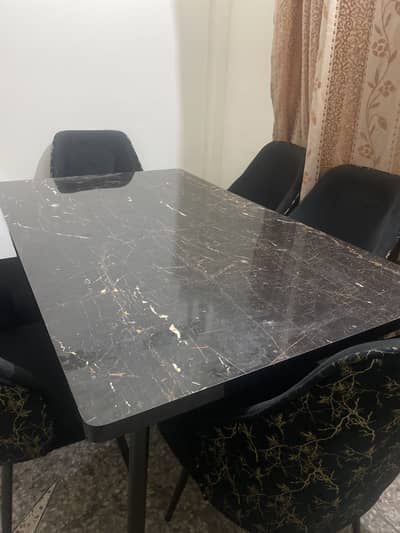 6 chairs dining with good condition