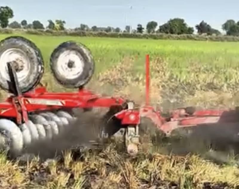 18 Disc Harrow 1