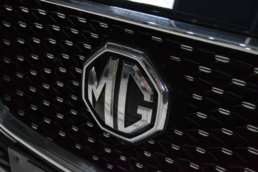 MG HS 2021 6
