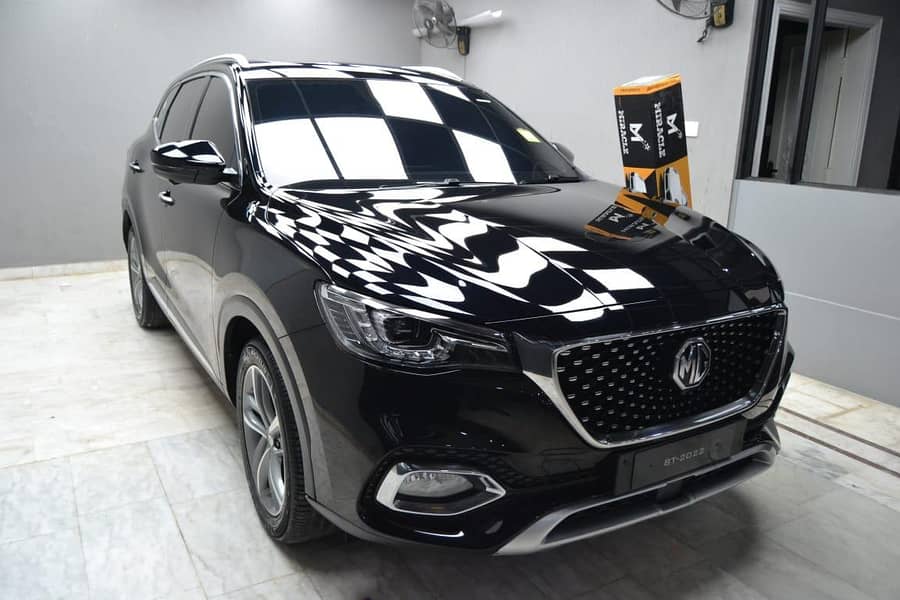 MG HS 2021 8