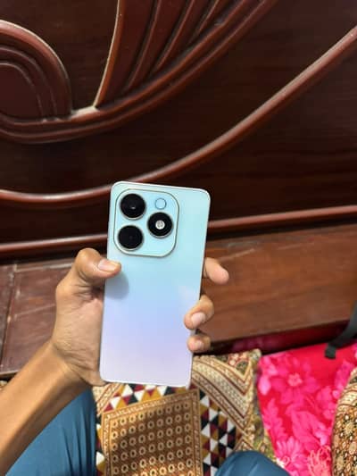 8+8 ram 256 GB storage 5000mahbattery nolag with box finger face id ok
