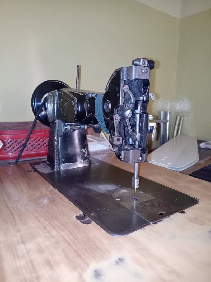 ایمبرائڈری مشین پف  embroidery PFAFF machine 3