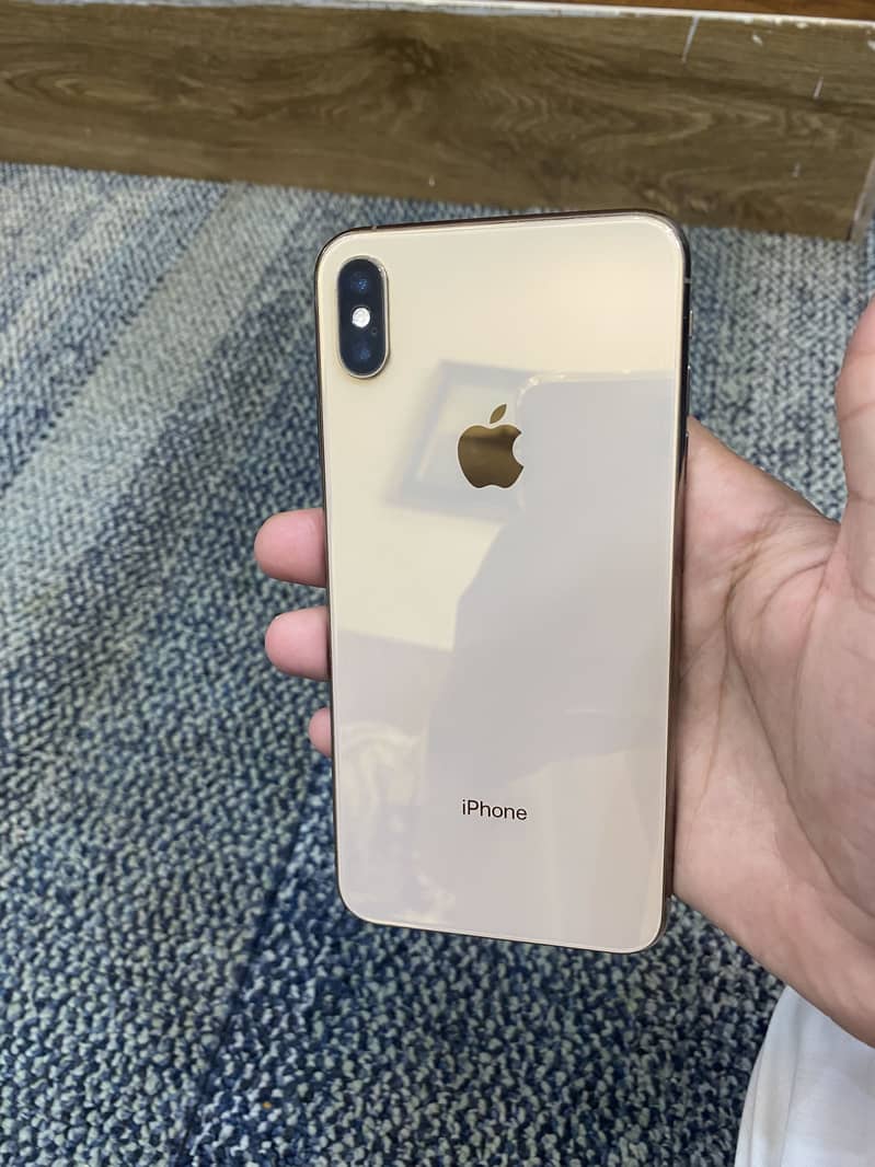 Apple iPhone XS Max 0