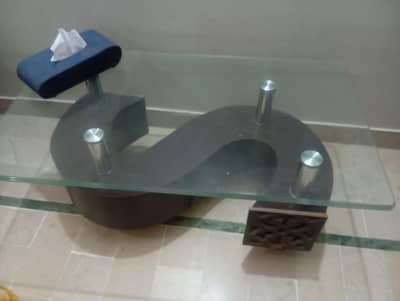center glass table