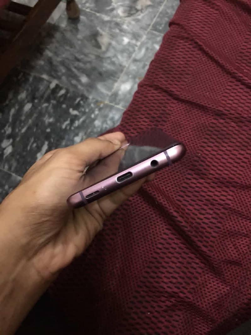 Samsung S9 Plus 3