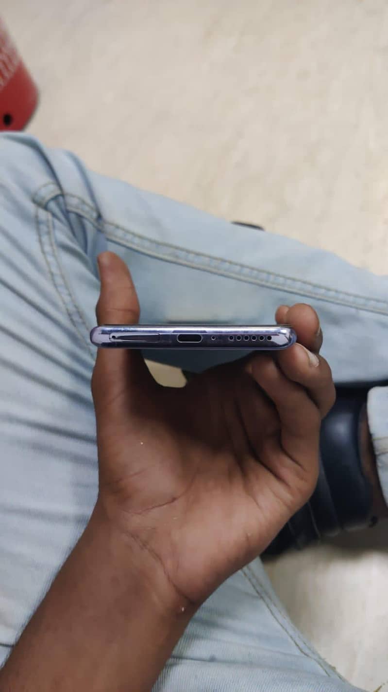 Xiaomi Redmi Note 14 Pro 3