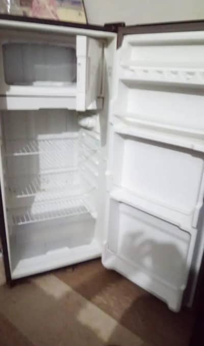 dawlance fridge