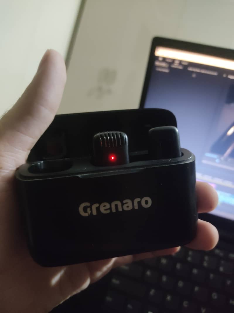 Grenaro J13 Mic With charging case 1 transmitter 1 Receiver ...