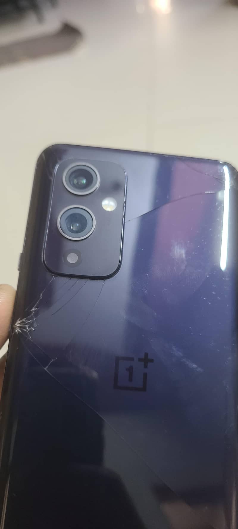 OnePlus 9 5G 1