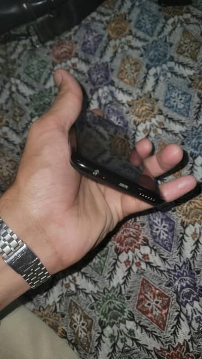 Infinix Hot 8