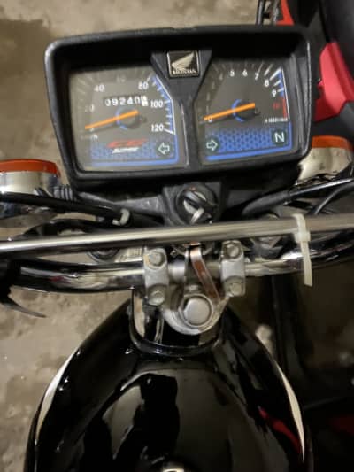 Honda CG 125 2025 Black
