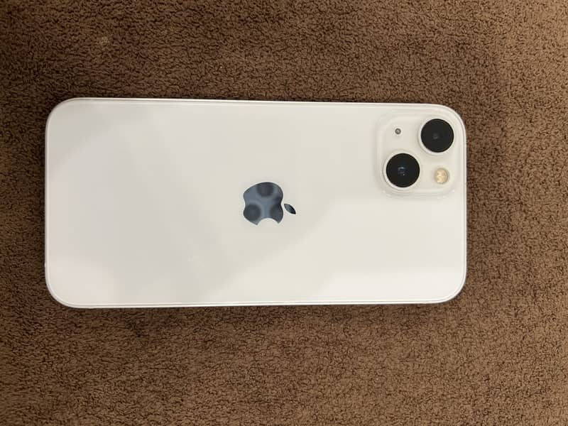 Apple iPhone 13 0