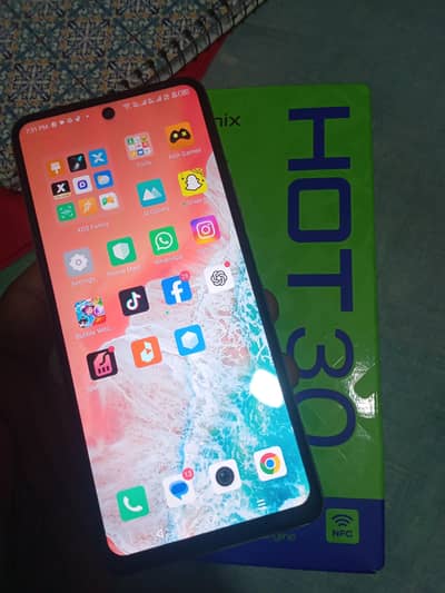 Infinix Hot 30 8+8gb ram 128gb memory