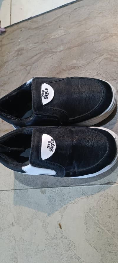wedding footwear for 5 years baby girl one time used only