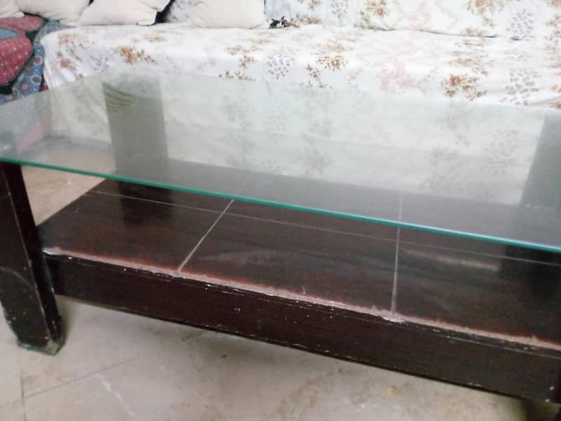 Lounge Table 2