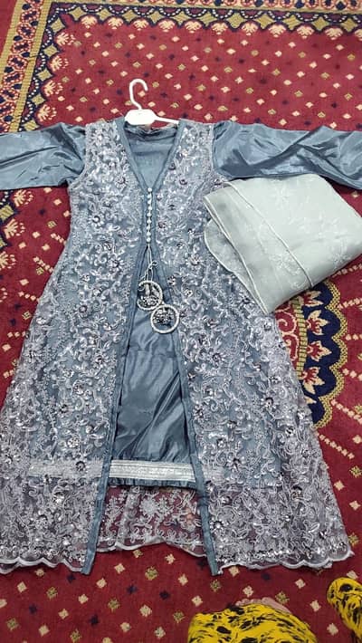fancy wedding dress for sale in low price