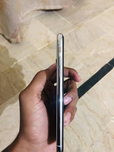 Apple iPhone XS