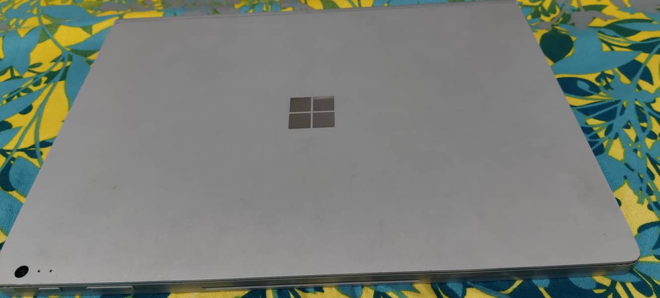 Microsoft Surface Book 6