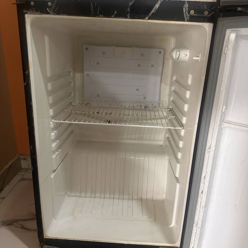 Orient refrigerator 1