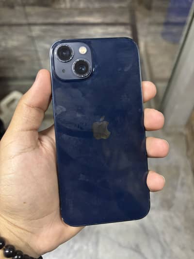 Apple iPhone 13