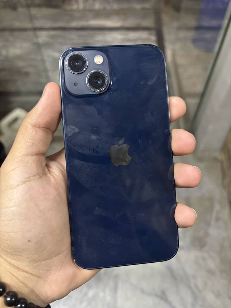 Apple iPhone 13 0