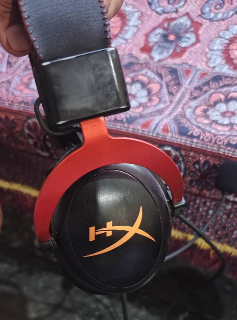HyperXcloud 2 headphones 2