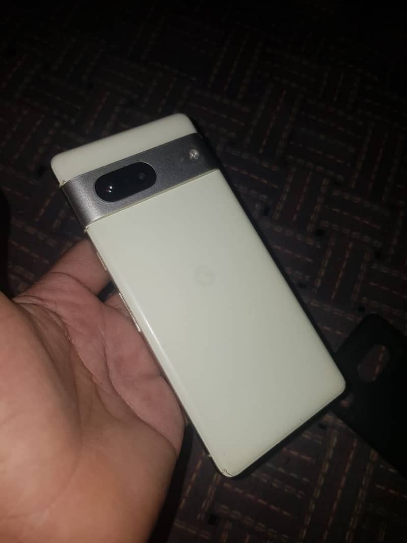 Google Pixel 7 2