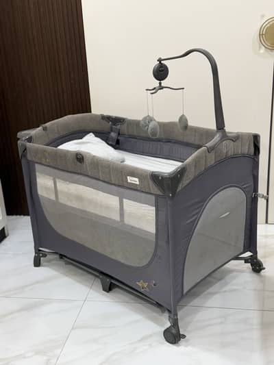 TINNIES ALL-IN-ONE BABY PLAY YARD – GREY
