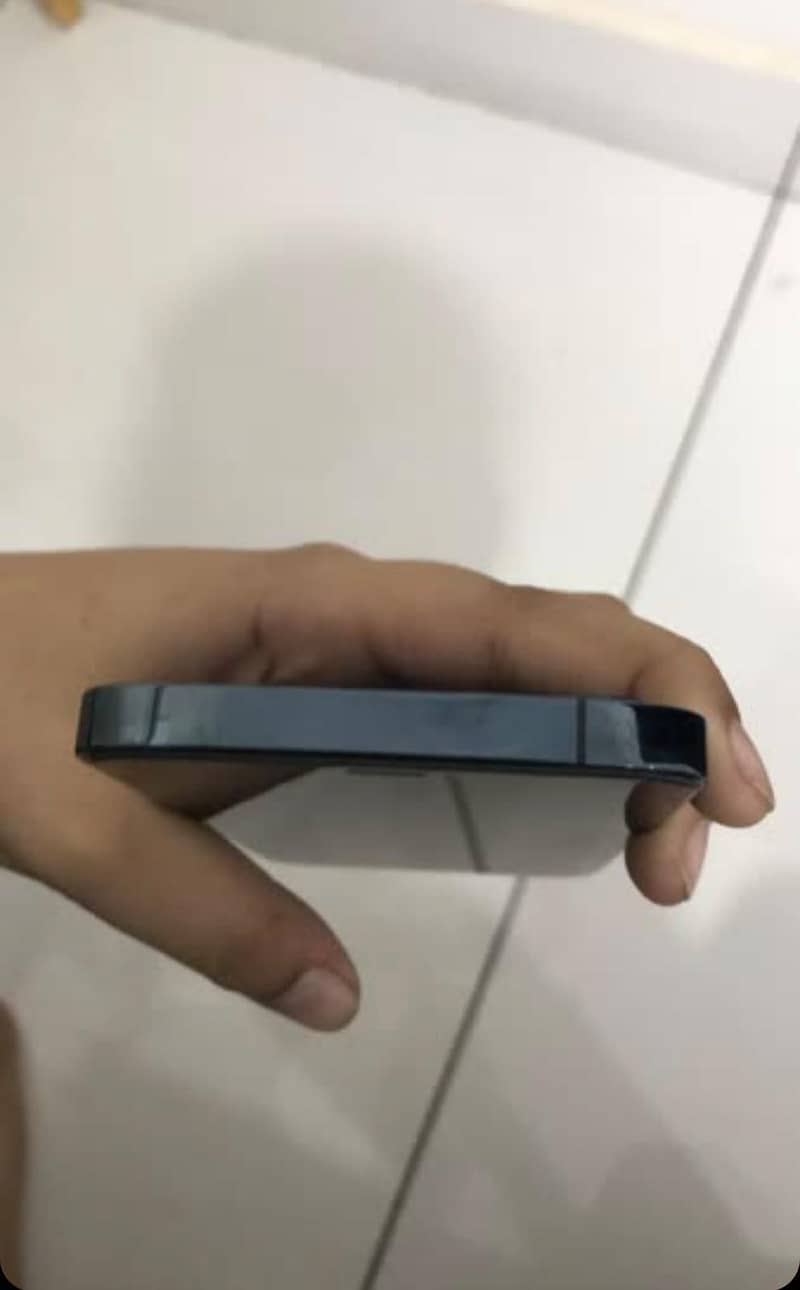 Apple iPhone 12 Pro 6