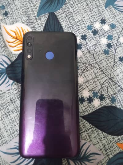 Tecno Spark 4