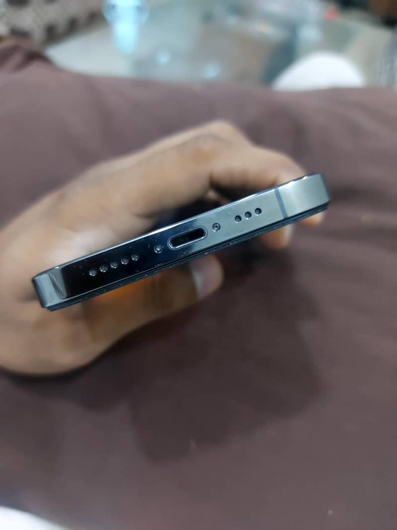 Apple iPhone 12 Pro 3