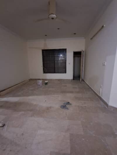 14marla open basement available for rent