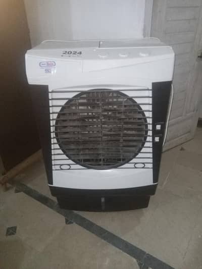 pak asia room cooler for sale good condtion