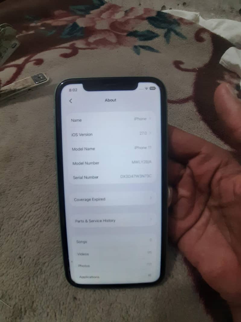 Apple iPhone 11 4