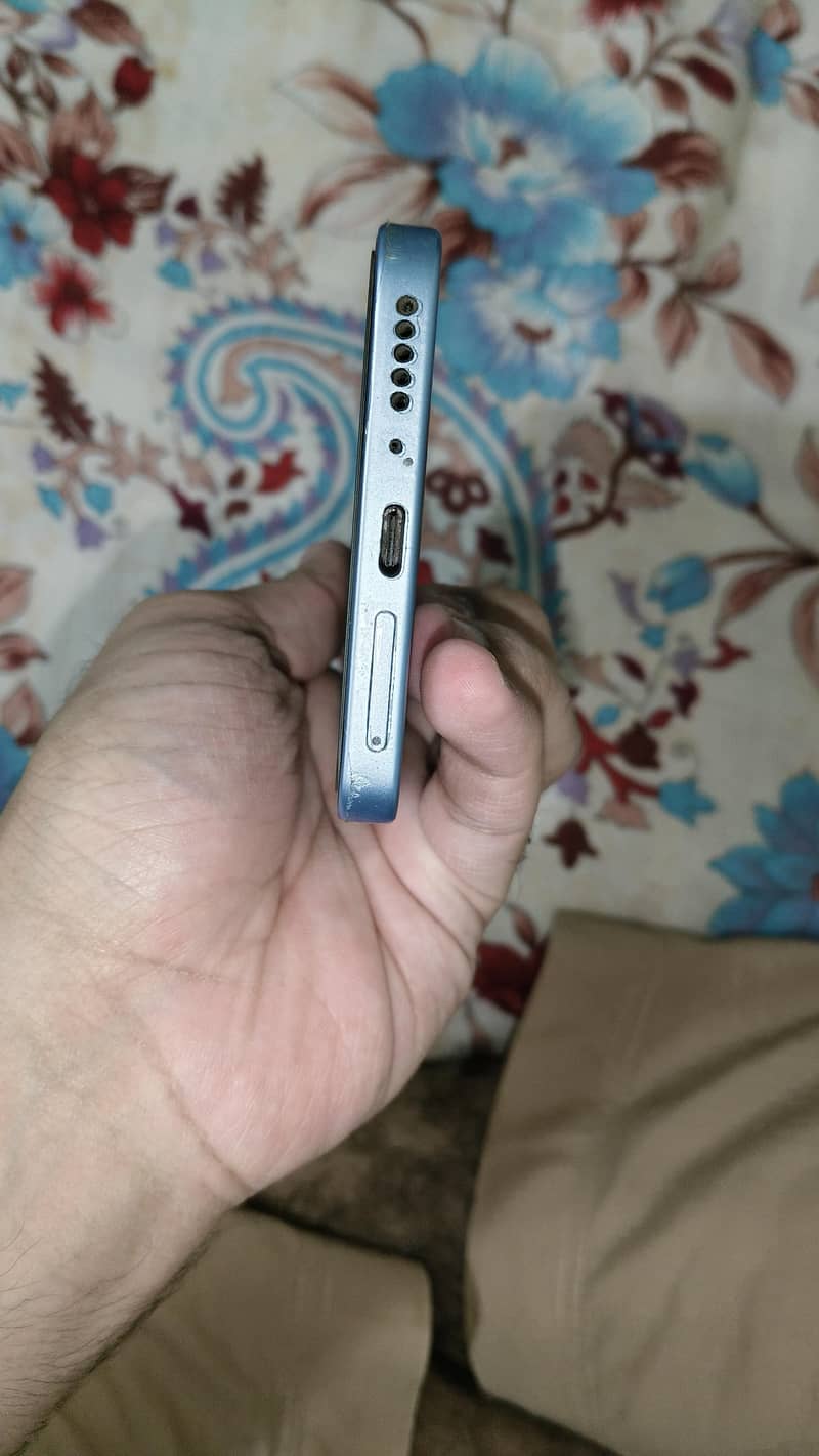 Xiaomi Redmi Note 13 11